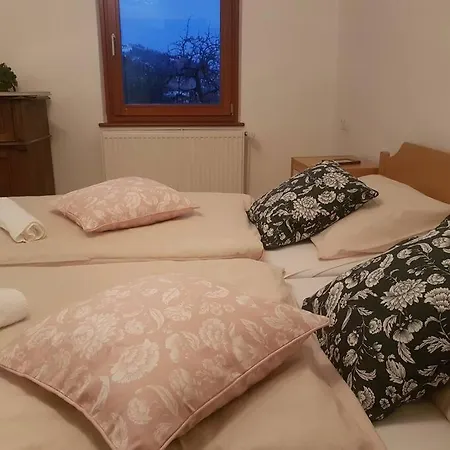 Miklavzeva Hisa With A Bread Oven Сasa de vacaciones